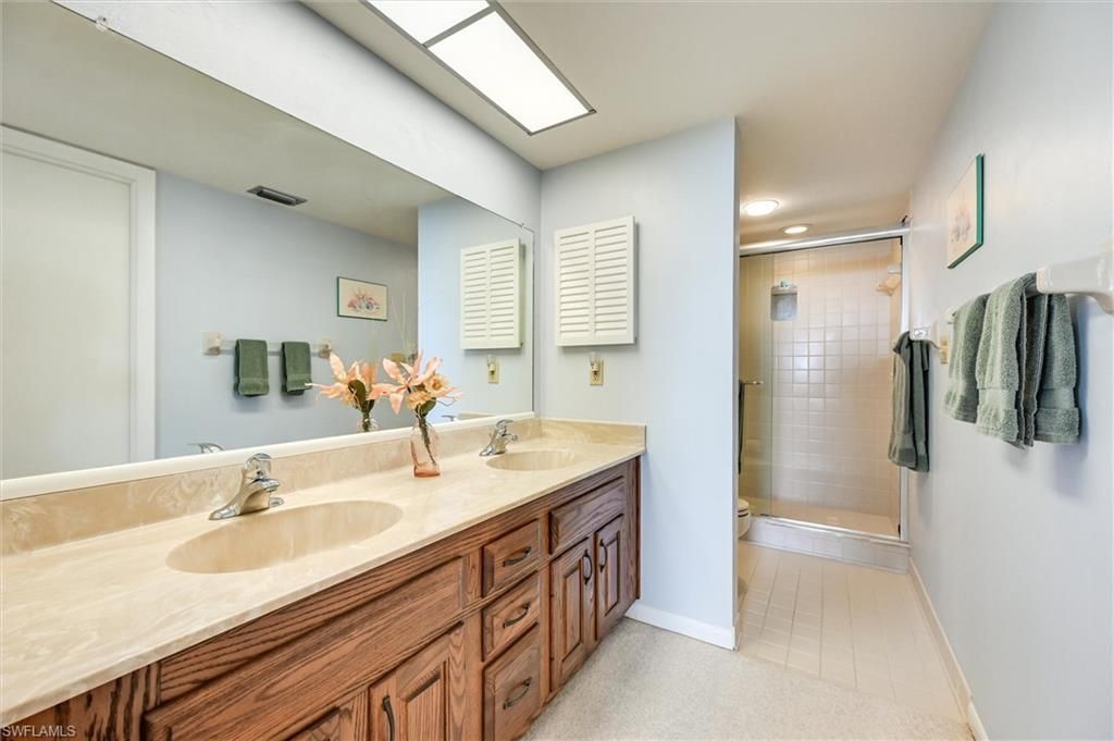 17 Bluebill Ave, Unit 803, Naples, FL 34108 Photo