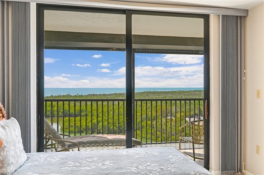 17 Bluebill Ave, Unit 803, Naples, FL 34108 Photo