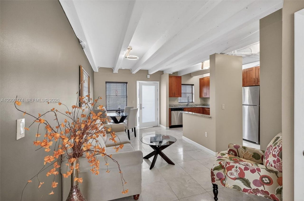 1519 Drexel Ave, Unit 201 + DEN, Miami Beach, FL 33139 Photo