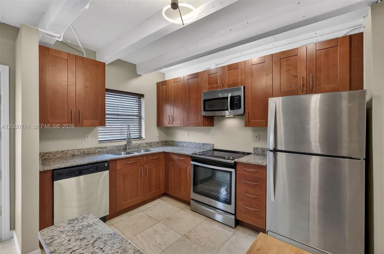 1519 Drexel Ave, Unit 201 + DEN, Miami Beach, FL 33139 Photo