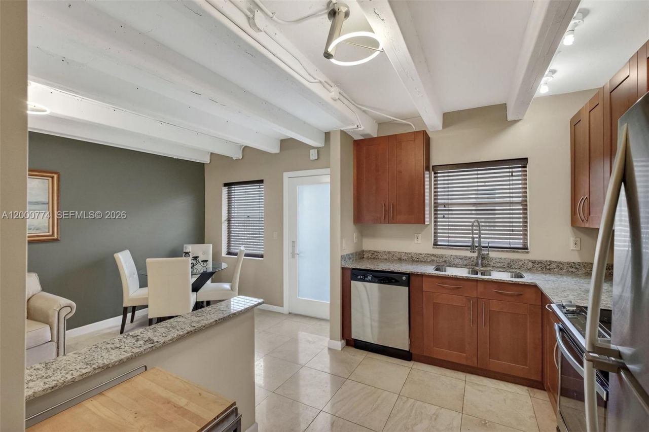 1519 Drexel Ave, Unit 201 + DEN, Miami Beach, FL 33139 Photo
