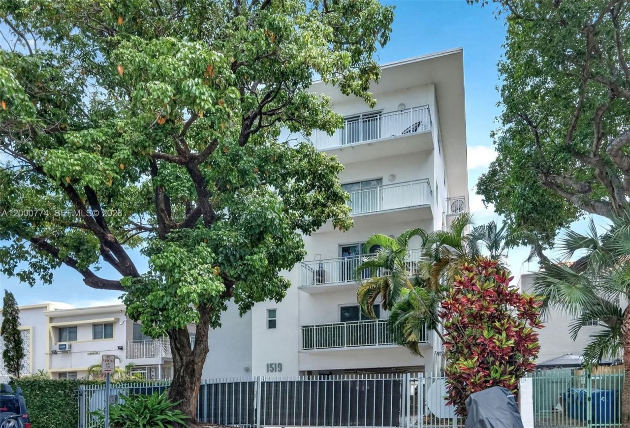 1519 Drexel Ave, Unit 201 + DEN, Miami Beach, FL 33139 Photo