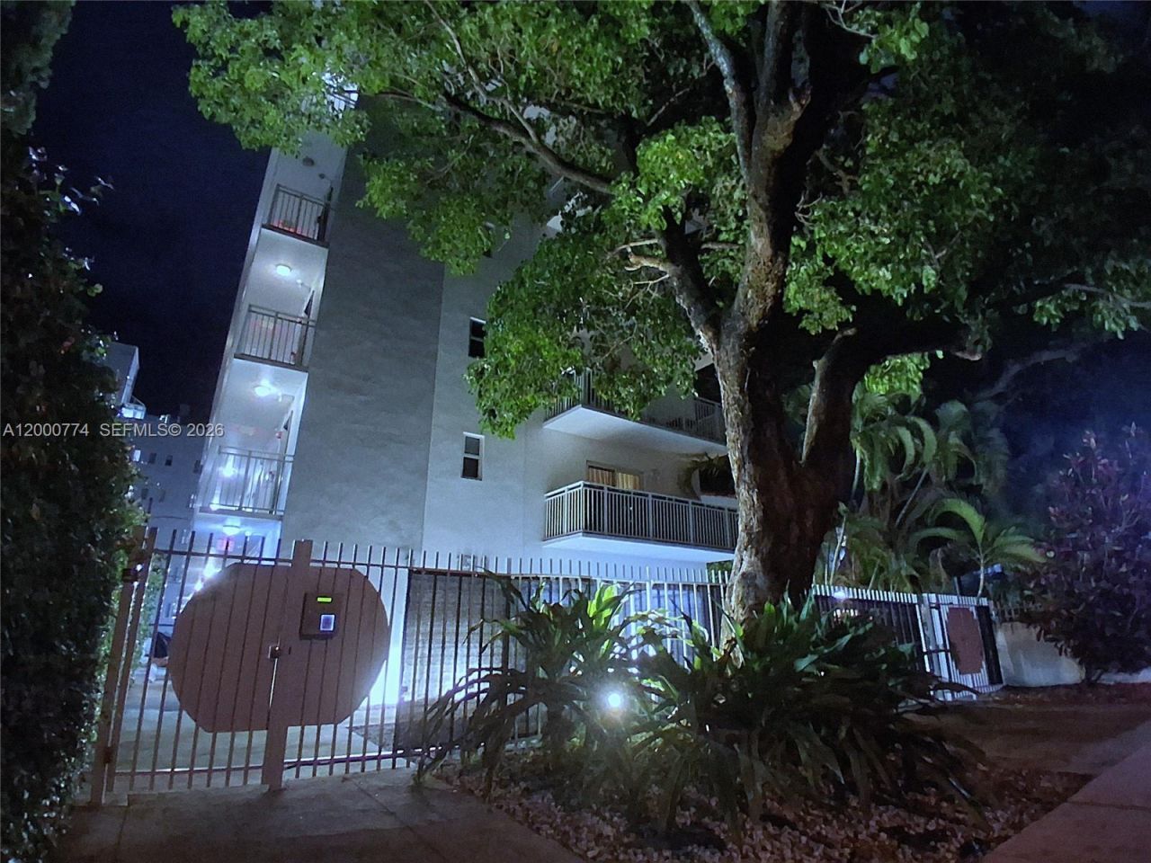 1519 Drexel Ave, Unit 201, Miami Beach, FL 33139 Photo