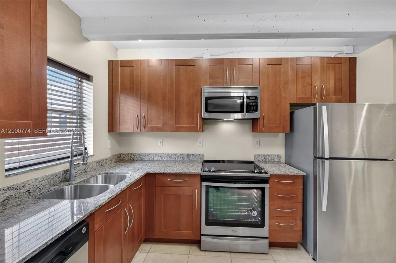 1519 Drexel Ave, Unit 201 + DEN, Miami Beach, FL 33139 Photo