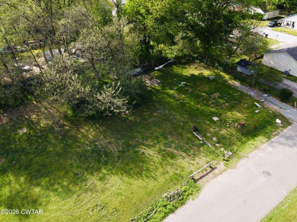 809 & 813 Pillow Avenue , Dyersburg, TN 38024