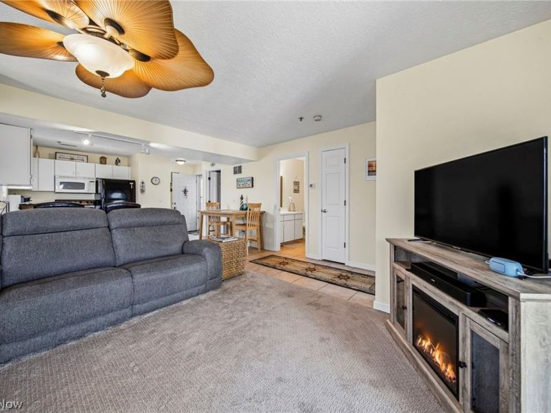 6035 Lake Road, Unit 327, Ashtabula, OH 44004 Photo 15