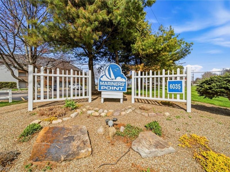 6035 Lake Road, Unit 327, Ashtabula, OH 44004 Photo 2