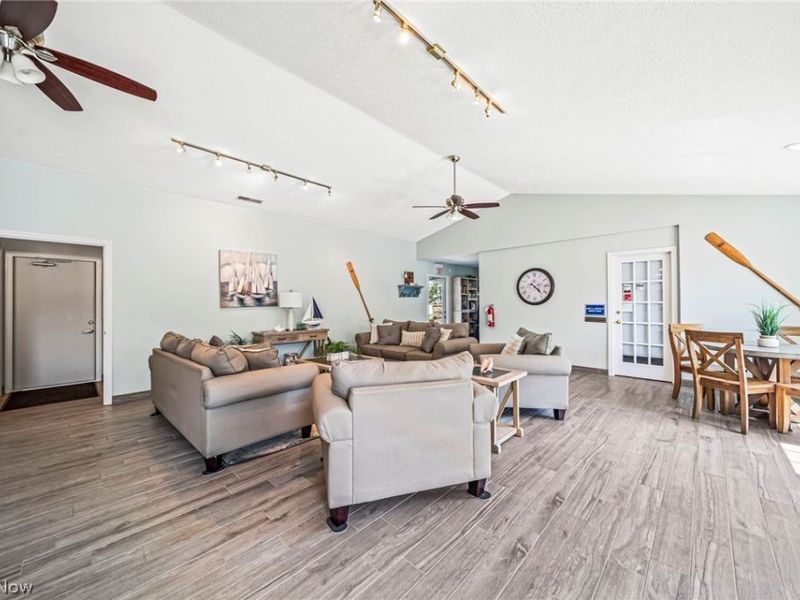 6035 Lake Road, Unit 327, Ashtabula, OH 44004 Photo 29