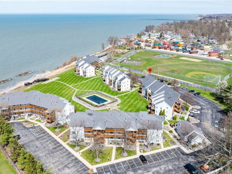 6035 Lake Road, Unit 327, Ashtabula, OH 44004 Photo 4