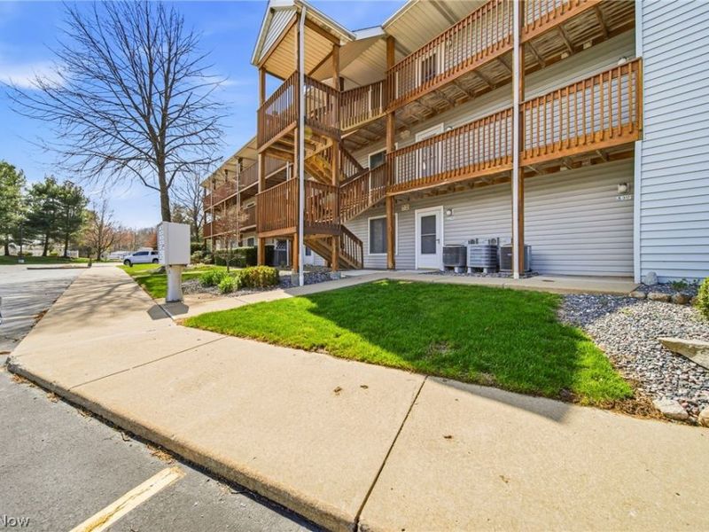 6035 Lake Road, Unit 327, Ashtabula, OH 44004 Photo 8