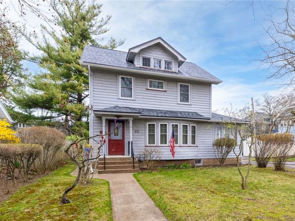 22 Grassmere Park, Rochester, NY 14612