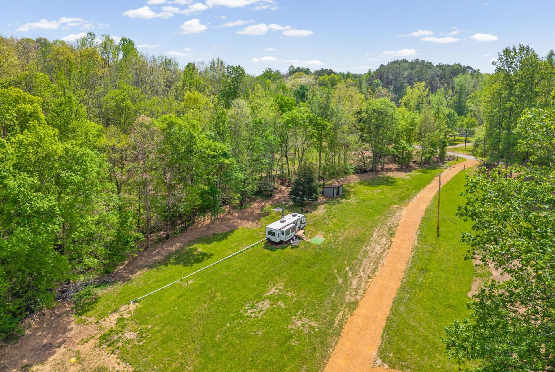 1377 Hurricane Creek Rd, Stewart, TN 37175 Main Photo