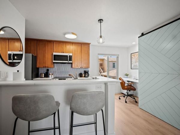 300 Glenwood Circle, Unit 308, Monterey, CA 93940