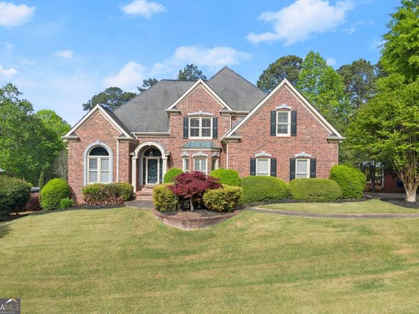 1043 Towne Lake Hills East, Woodstock, GA 30189