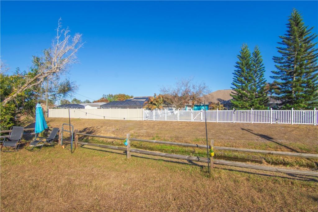 108 Tracy Drive, Sebastian, FL 32958 Photo