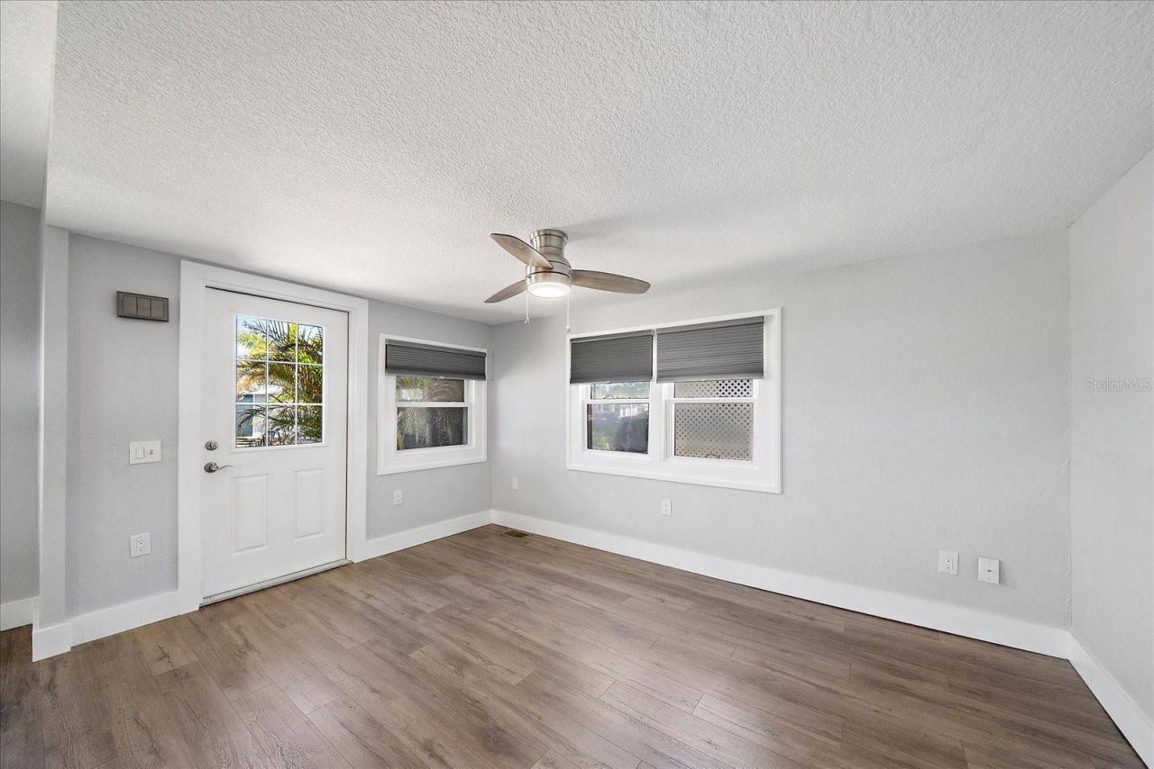 30 Flores Drive, Palmetto, FL 34221 Photo