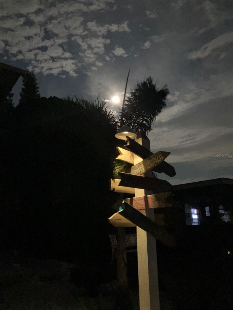 4475 Burmuda Drive, Hernando Beach, FL 34607 Photo