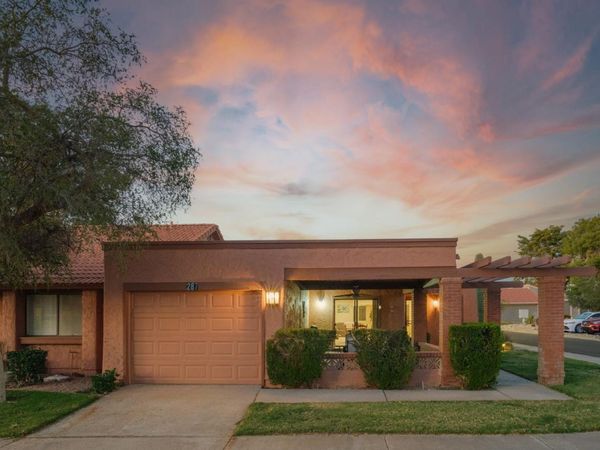287 Leisure World, Mesa, AZ 85206