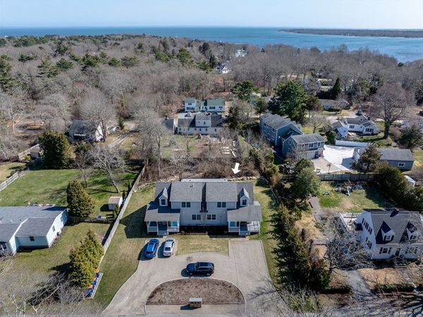 78-82 Church St, Mattapoisett, MA 02739