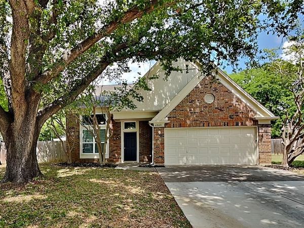 6869 Dogwood Court, North Richland Hills, TX 76182