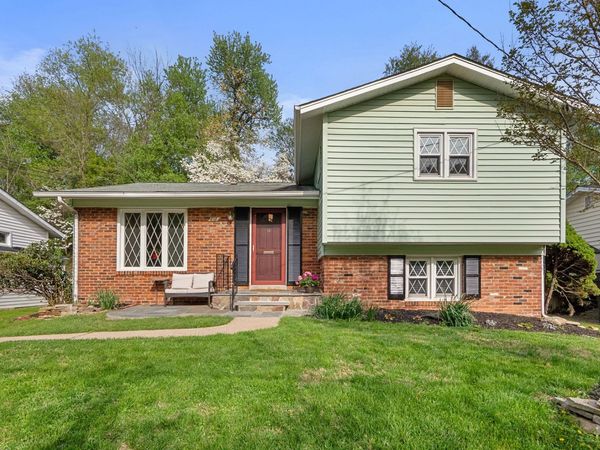 818 CABIN JOHN PARKWAY, ROCKVILLE, MD 20852