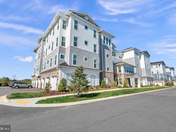 111 MARSHGRASS WAY, Unit 21, CHESTER, MD 21619