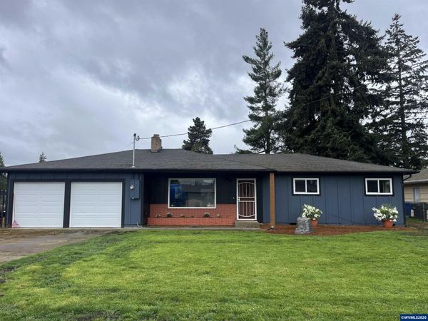 1256 Jays Dr NE, Keizer, OR 97303