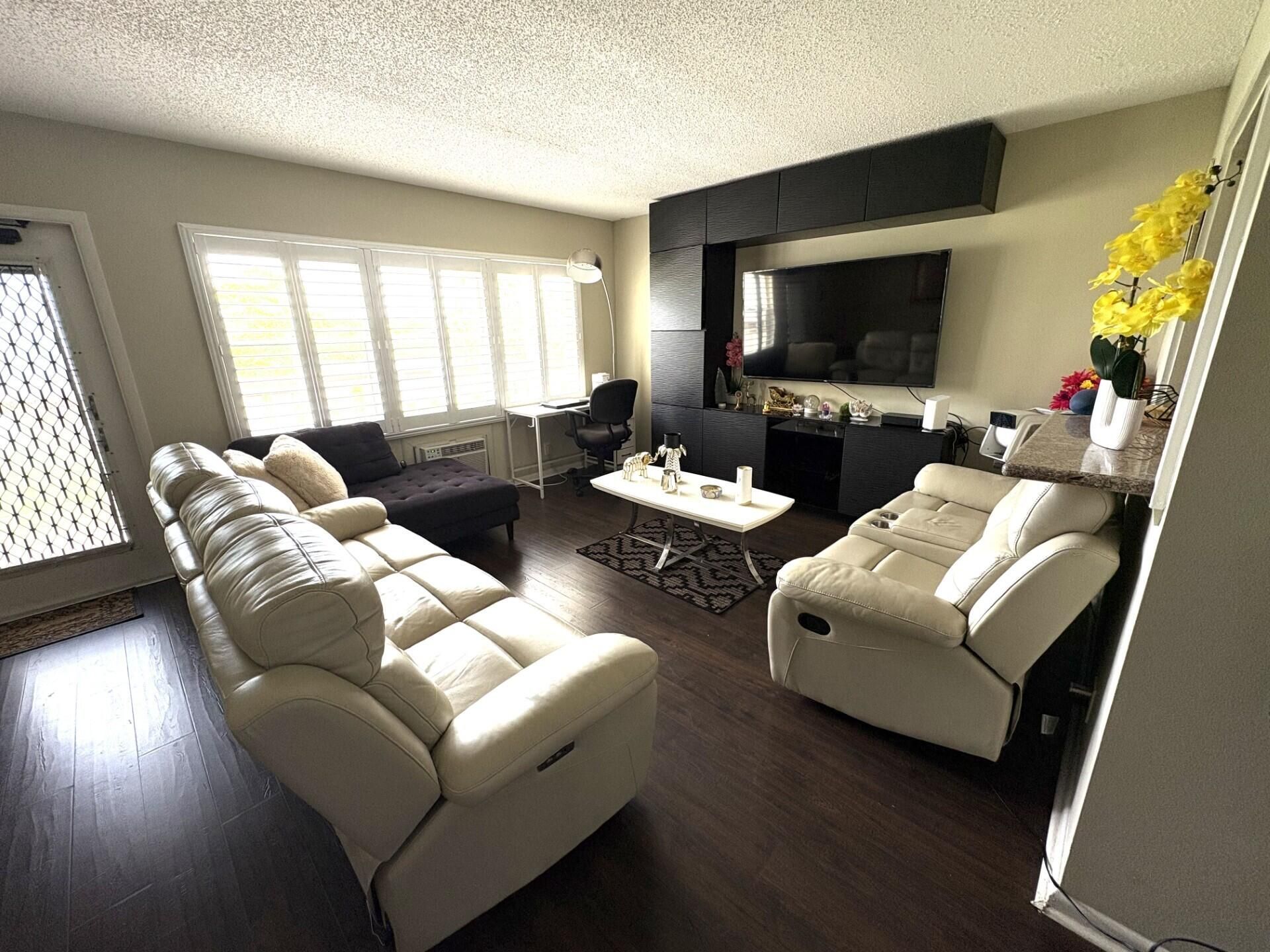 65 Preston B, Boca Raton, FL 33434 Photo