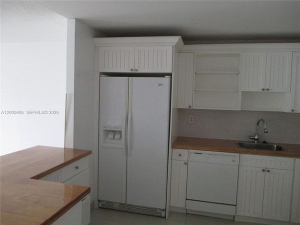 1865 Brickell Ave, Unit A1207, Miami, FL 33129