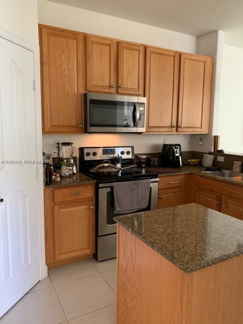 8041 NW 114th Pl, Unit 8041, Doral, FL 33178 Photo