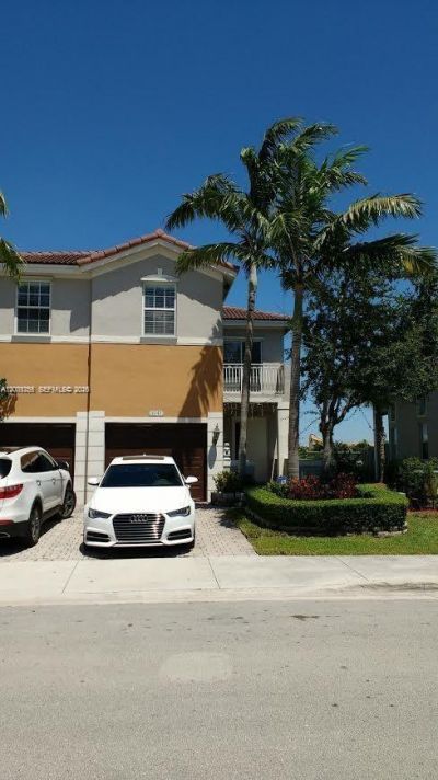 8041 NW 114th Pl, Unit 8041, Doral, FL 33178 Photo