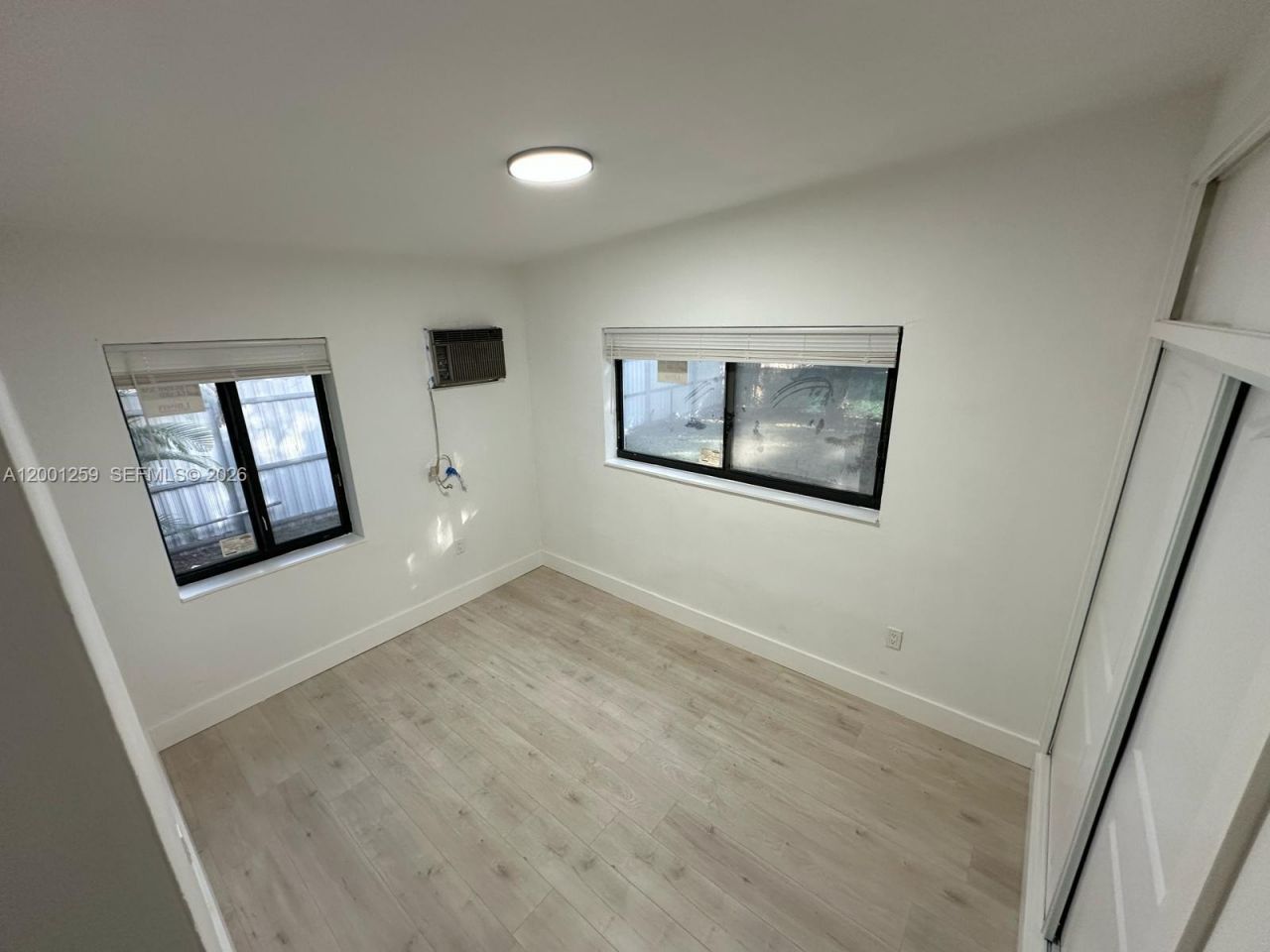 860 NW 171st St, Miami Gardens, FL 33169 Photo