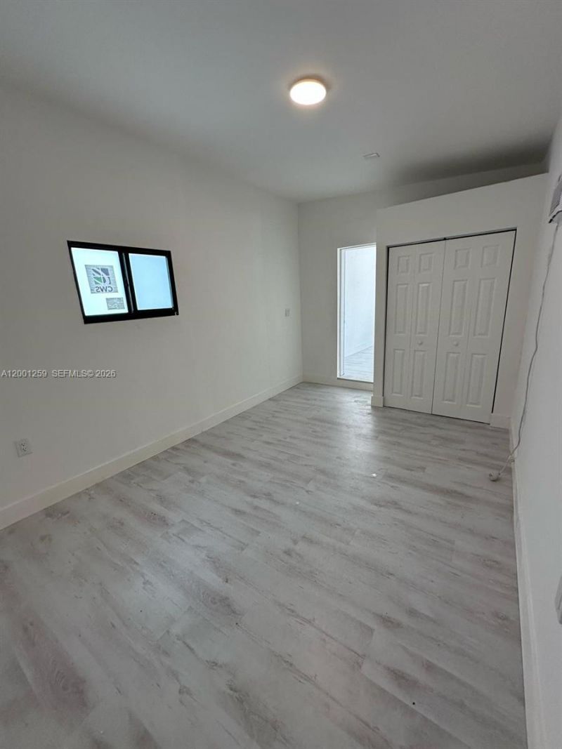 860 NW 171st St, Miami Gardens, FL 33169 Photo