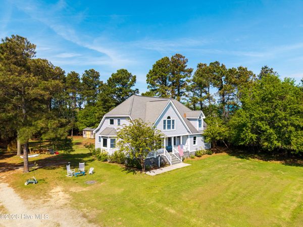 126 Narrow Shore Road, Aydlett, NC 27916
