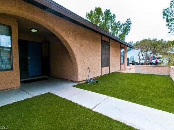 1812 Niblick Circle, Las Vegas, NV 89142