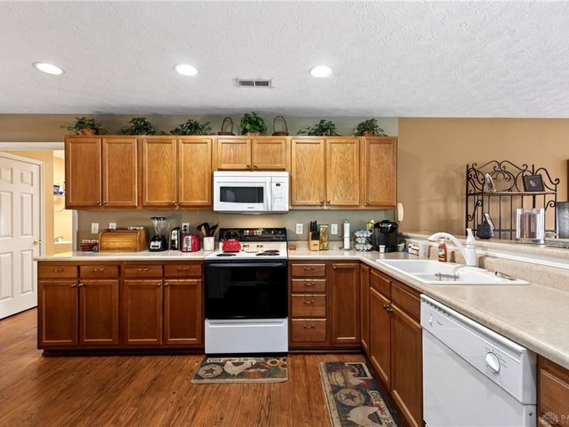 328 Bending Branch Lane, Miamisburg, OH 45342 Photo 15