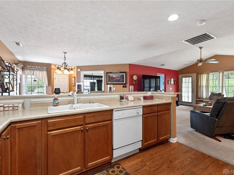 328 Bending Branch Lane, Miamisburg, OH 45342 Photo 18