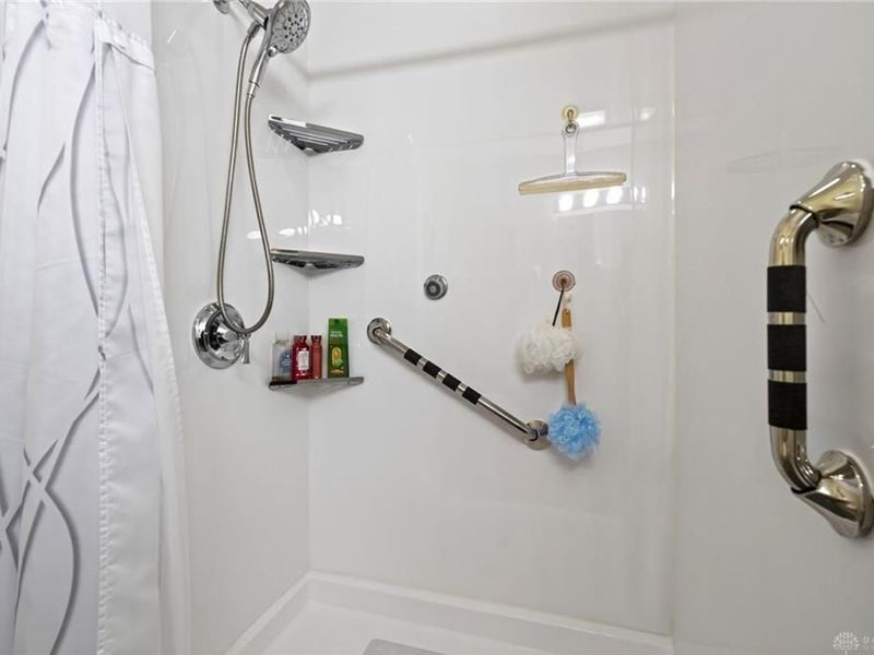 328 Bending Branch Lane, Miamisburg, OH 45342 Photo 32