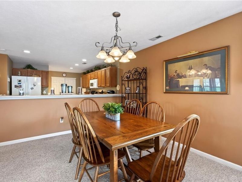 328 Bending Branch Lane, Miamisburg, OH 45342 Photo 9