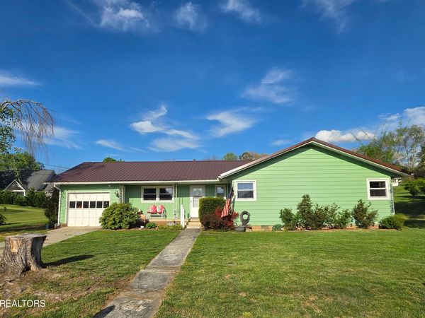 317 Martin St, Jonesville, VA 24263