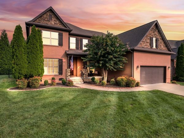 8050 Fenwick Ln, Spring Hill, TN 37174