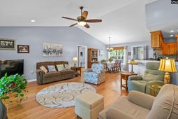 151 Thornridge Road  photo 4