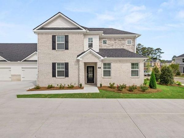 520 SILVER MOON Drive, Loganville, GA 30052