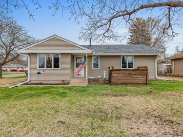 1312 72nd Avenue N, Brooklyn Center, MN 55430