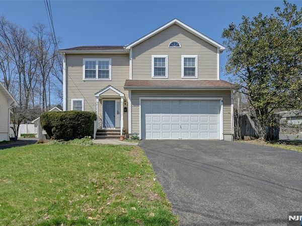 31 Ashwood Avenue, SUMMIT, NJ 07901