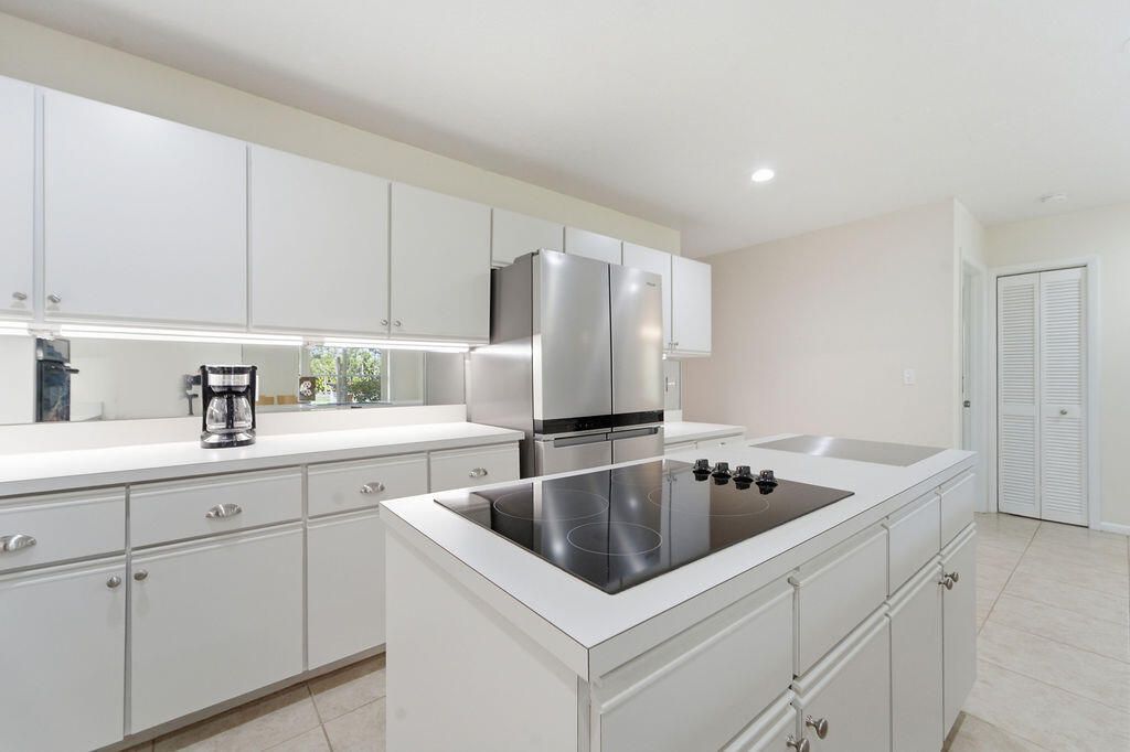 5562 Reynolds Road, Lake Worth, FL 33449 Photo