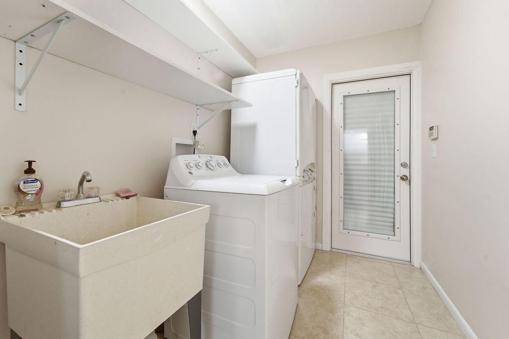 5562 Reynolds Road, Lake Worth, FL 33449 Photo