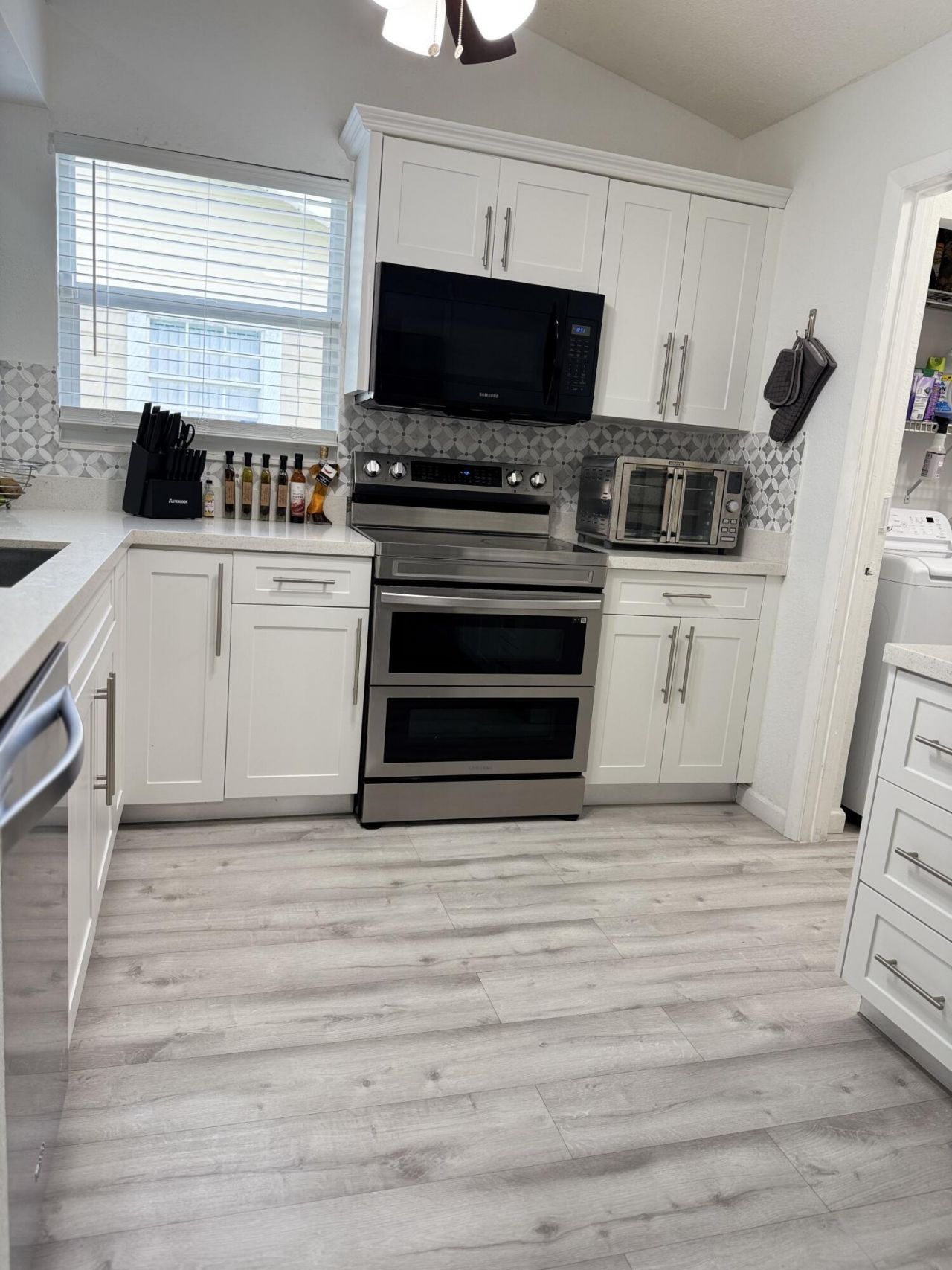 1518 Royal Forest Court, Palm Springs, FL 33406 Photo