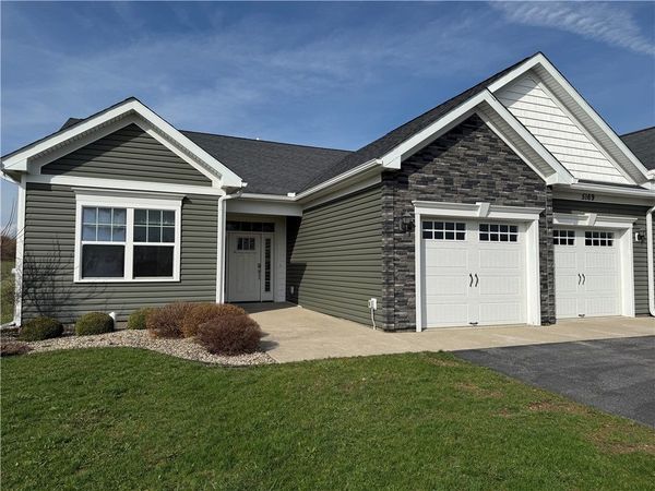 5169 Laurel Oak Way, Batavia, NY 14020