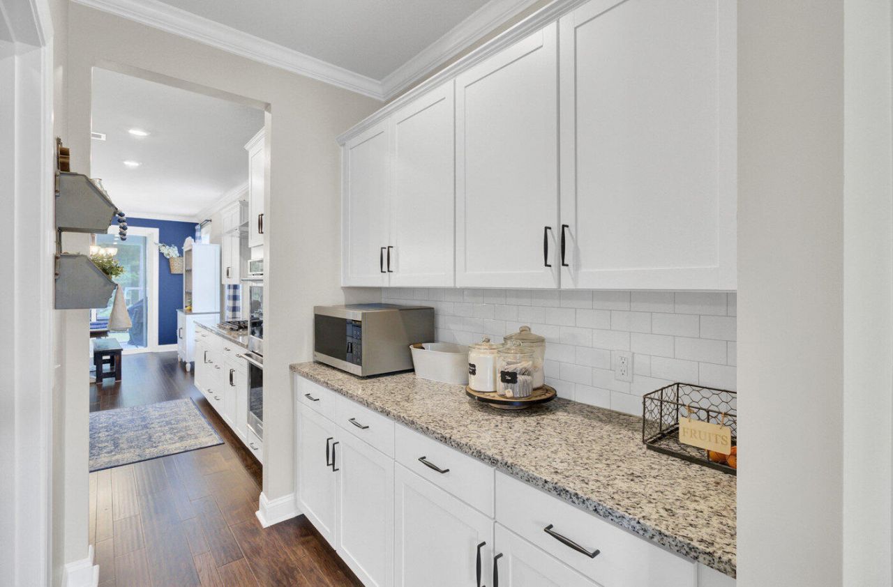 5541 Alpine Drive Photo 13